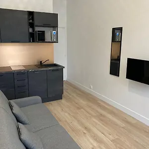 Montorgueil Apartment